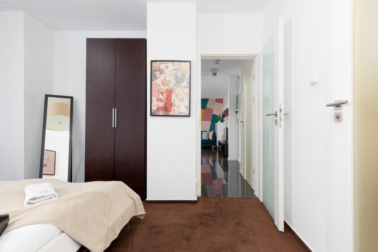 Residence On Wspolna Str. Apartment Warsaw By Renters Luaran gambar